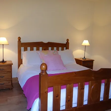 Couette-café Rossmore Farmhouse *
